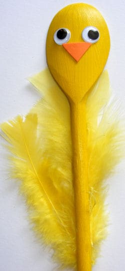 easter crafts for preschoolers wooden spoon chick