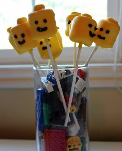 LEGO Cupcakes and Cake Pops