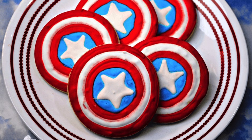 Red White and Blue 4th of July cookies