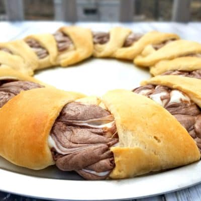 Nutella crescent ring dessert