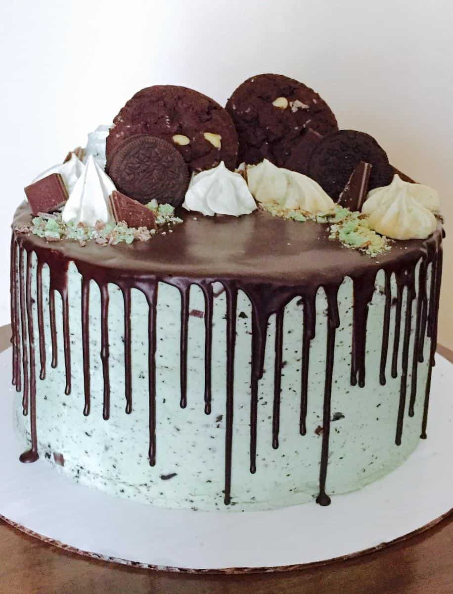 how to make a drip cake with mint chocolate chips