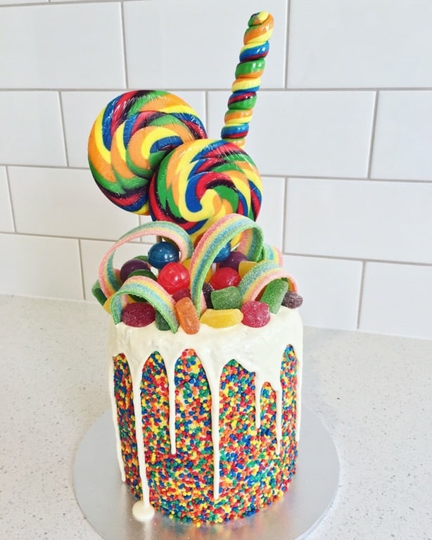 how to make a drip cake with sprinkles and lollipops