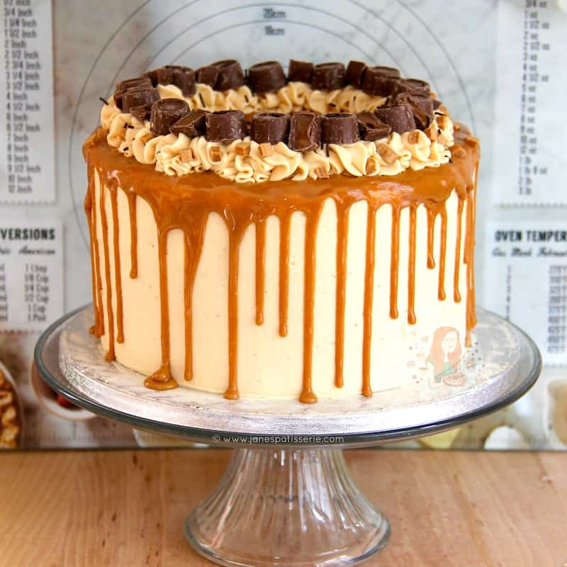how to make a drip cake with salted caramel