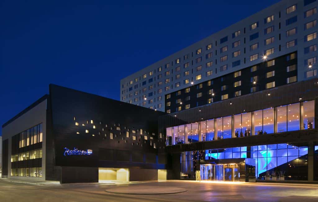 radisson blu mall of america review