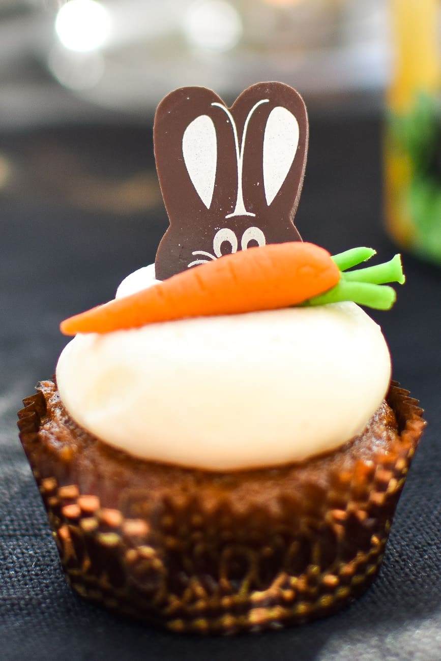 carrot cupcake with cream cheese frosting