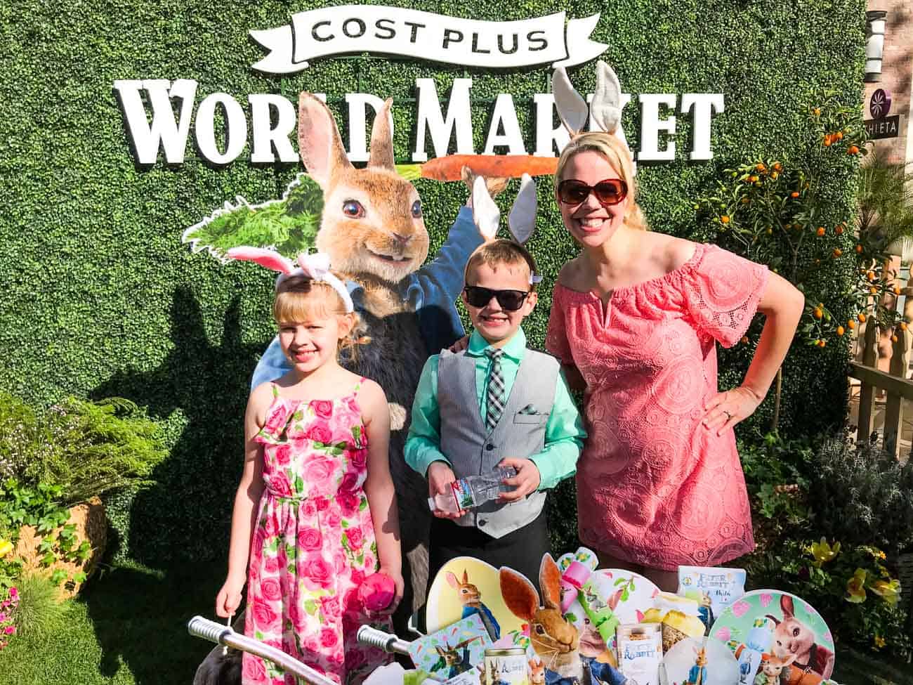 family at peter rabbit movie premiere