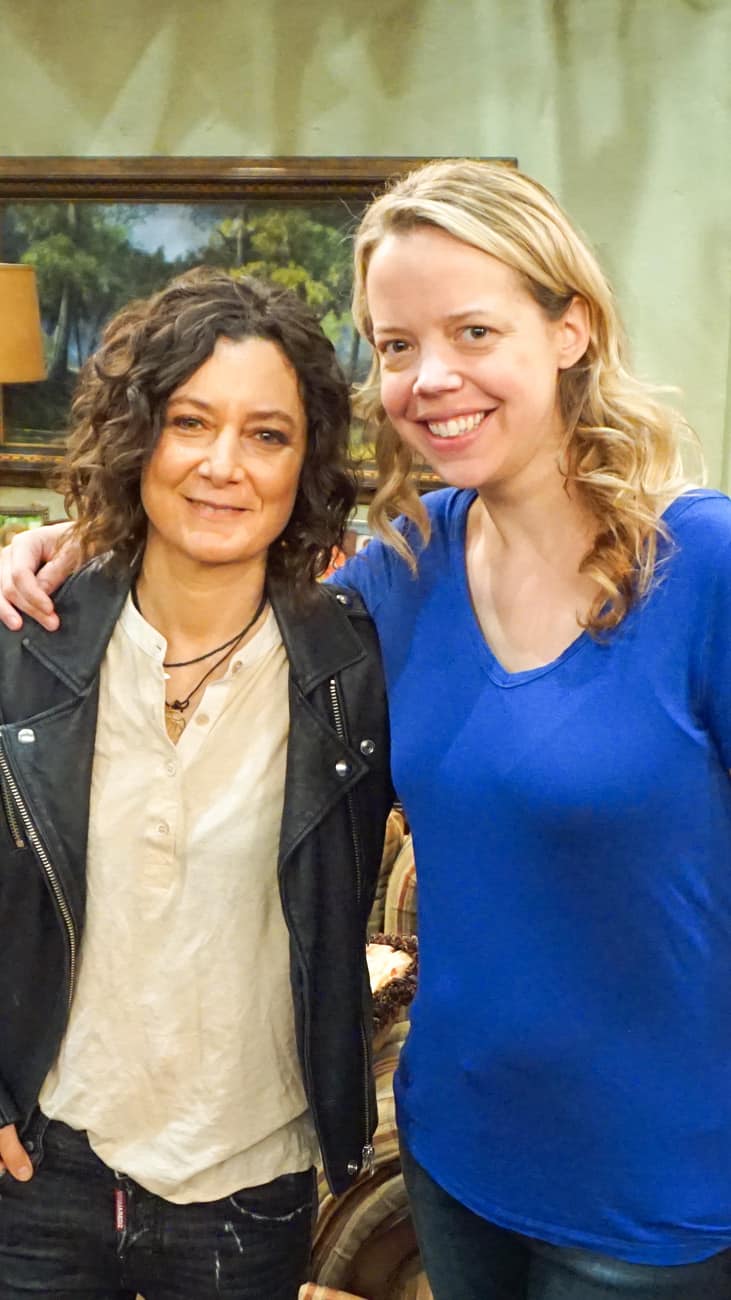 Roseanne 2018 set with Sara Gilbert Marybeth Hamilton