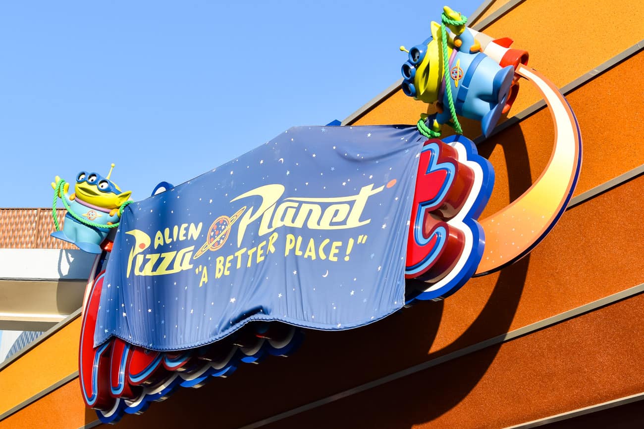 pixarfest Alien Pizza Planet