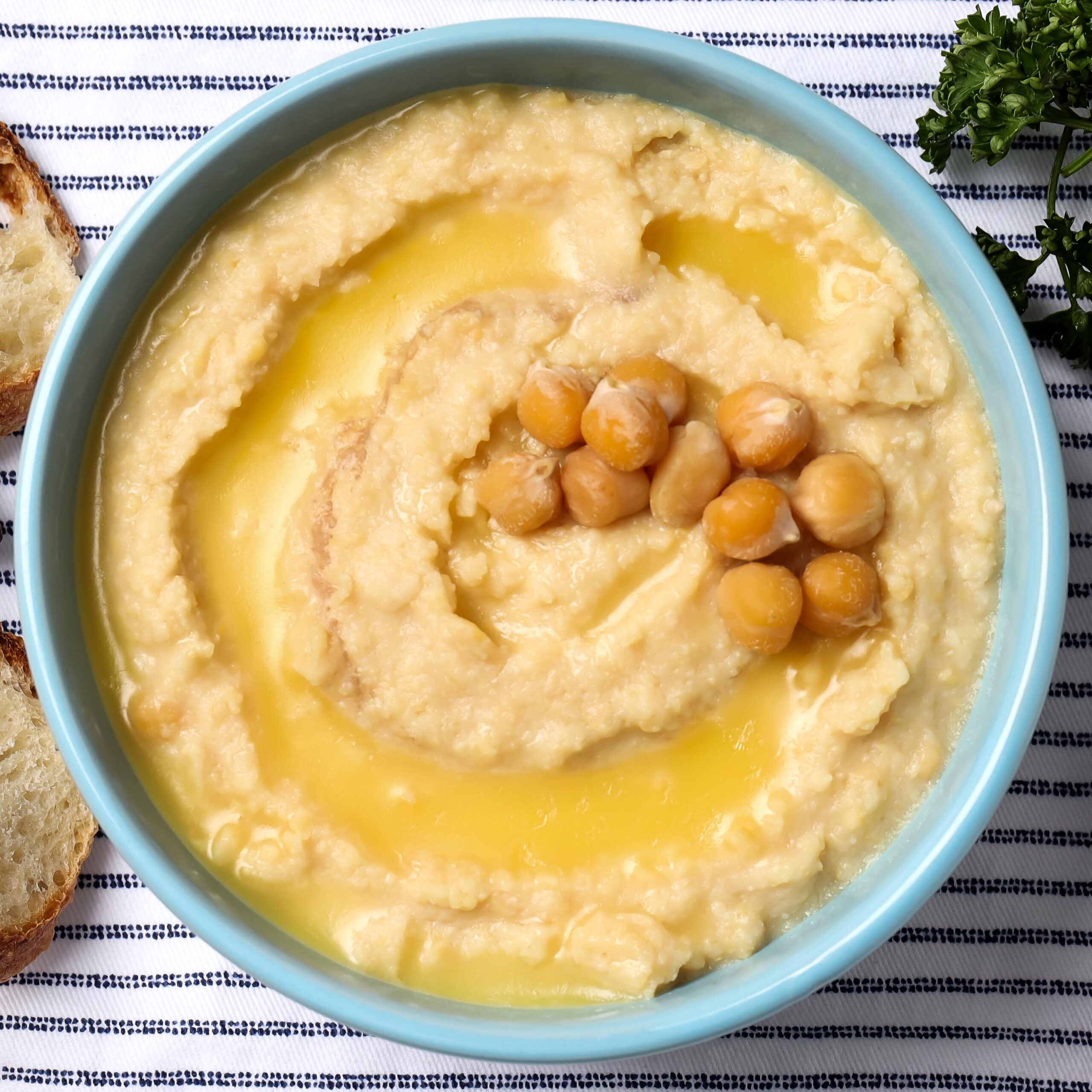 5 Ingredient Easy Hummus Recipe