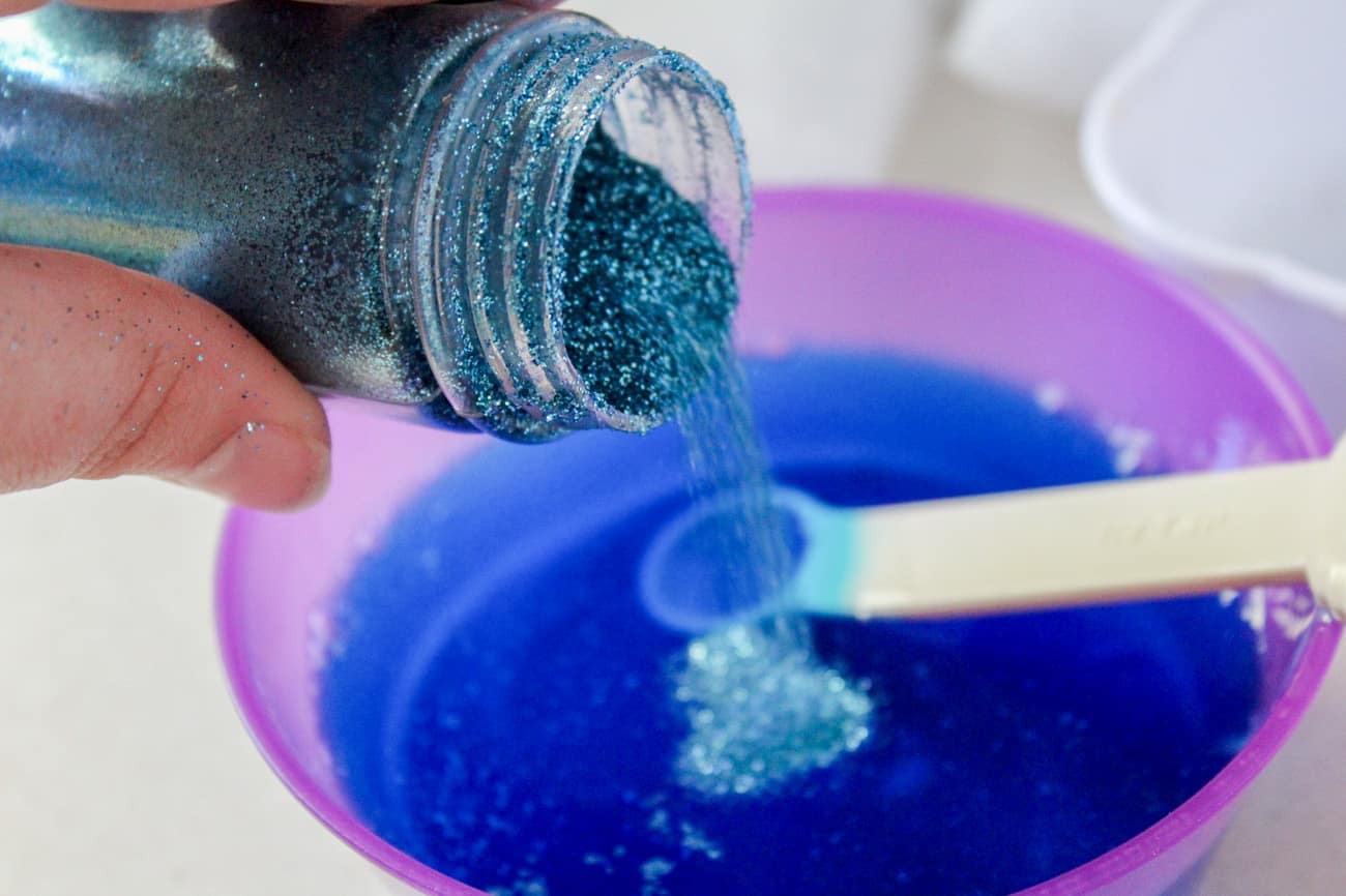 How to make ocean slime with glitter