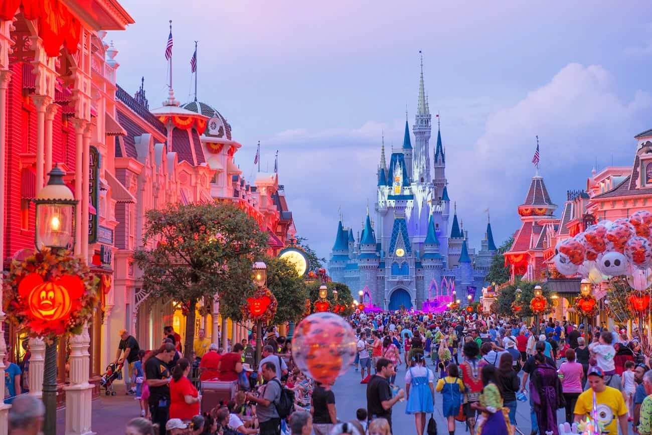 Mickey's Not So Scary Halloween Party crowd