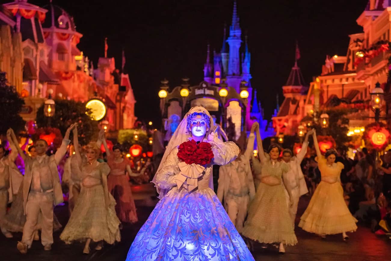 Mickey's Not So Scary Halloween Party parade