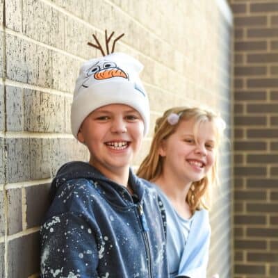 boy in olaf hat girl in elsa hat for frozen 2