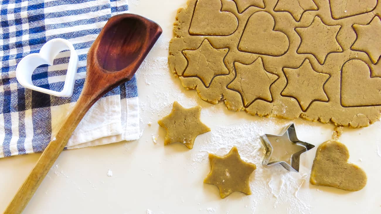 gingerbread cookies dough