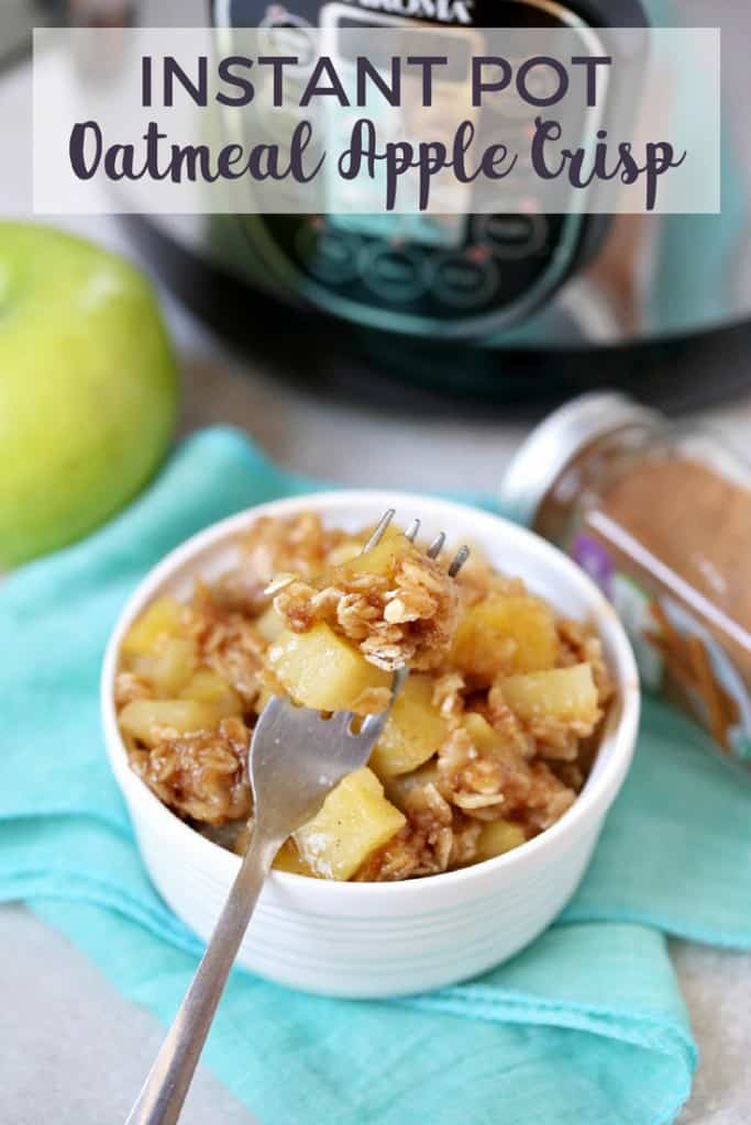 apple crisp with oatmeal topping