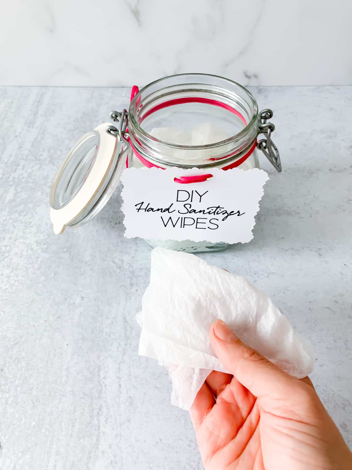 diy hand sanitizer wipes in jar