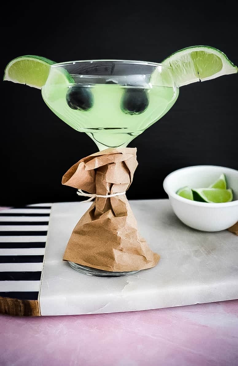 Baby Yoda cocktail