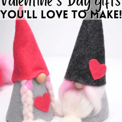 DIY VALENTINES DAY GIFTS - FELT GNOMES WITH HEARTS