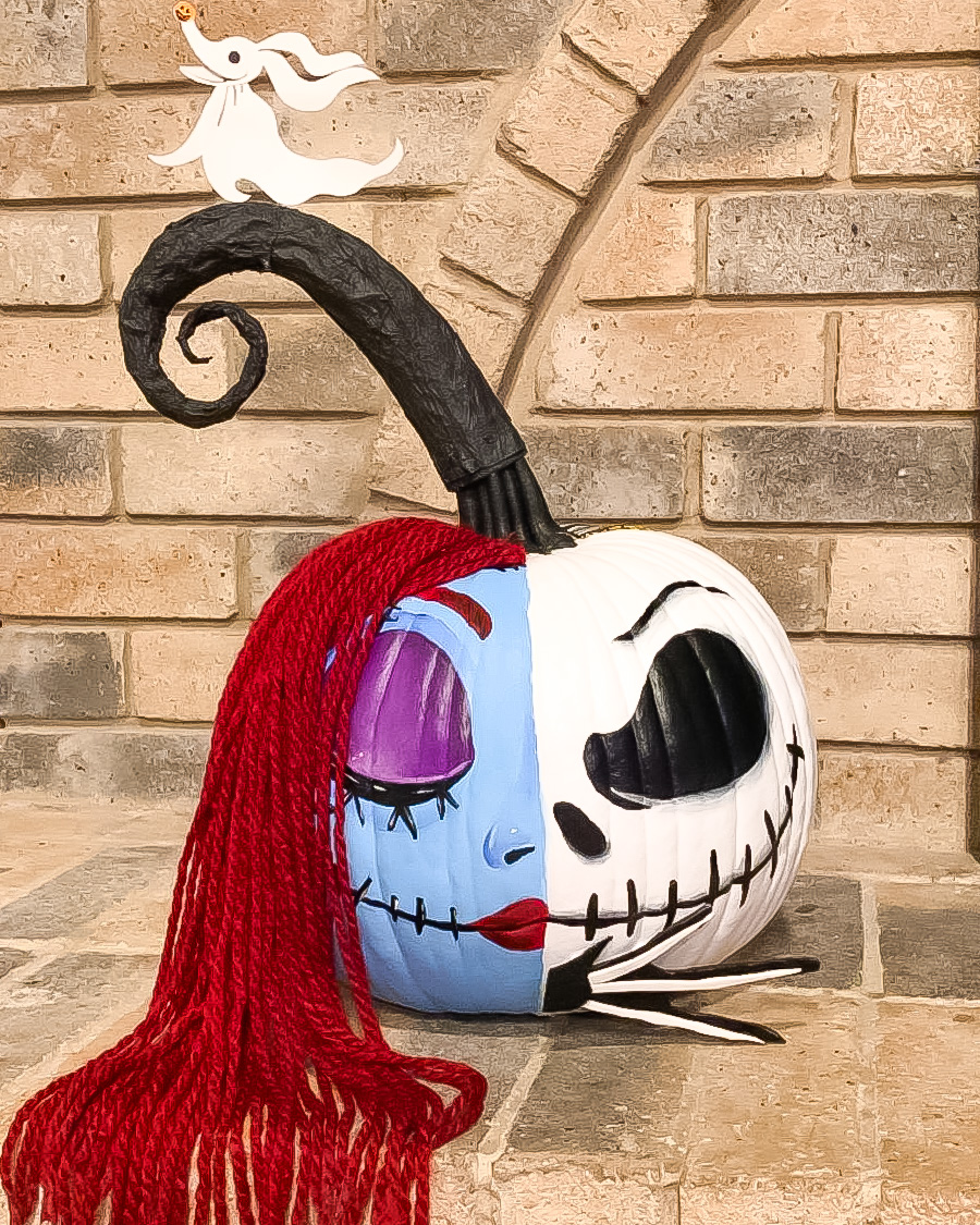 half and half Jack Skellington and Sally pumpkin