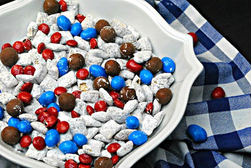 4th of July snack mix