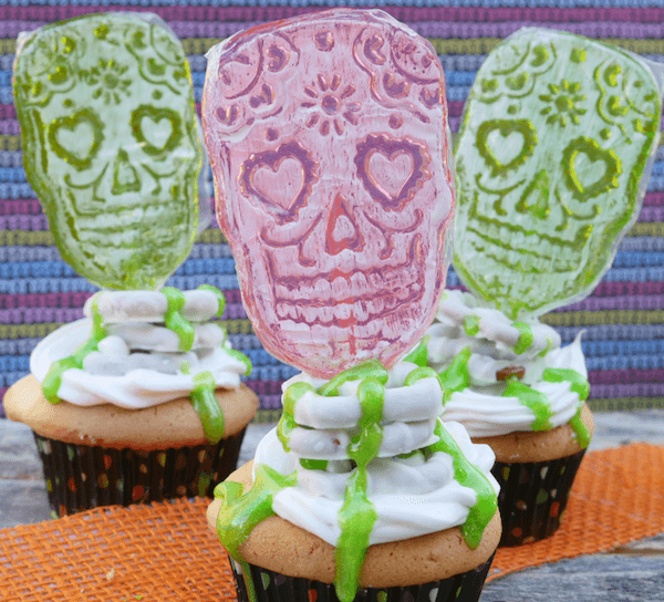 halloween cupcake ideas skull lollipops