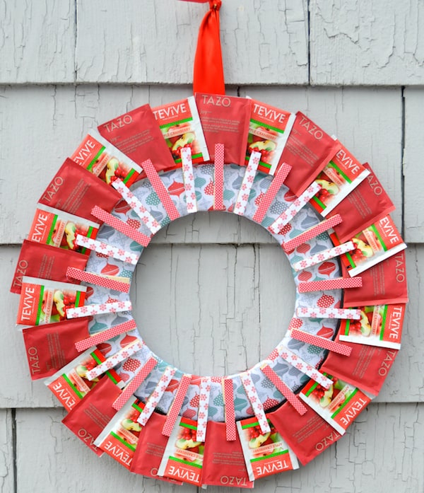 how to make a tea bag wreath