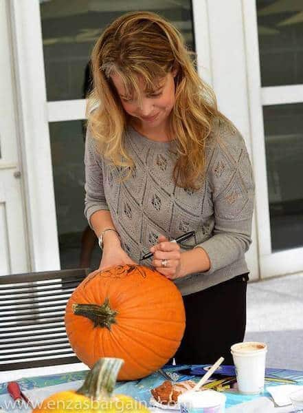 how to use pumpkin carving patterns